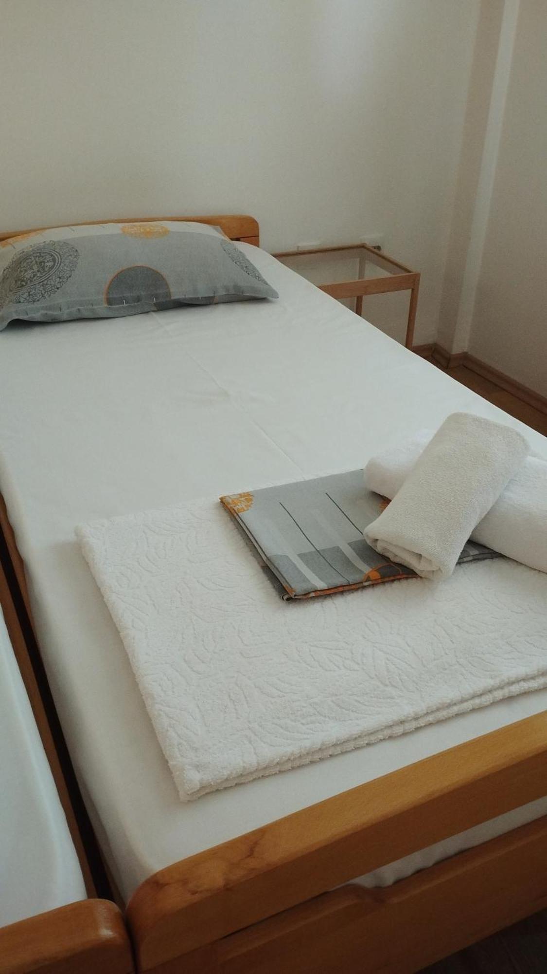 Filip Apartments אוהריד מראה חיצוני תמונה